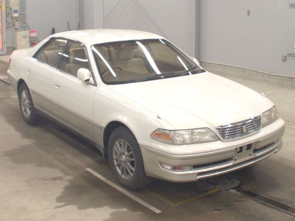 TOYOTA MARK II