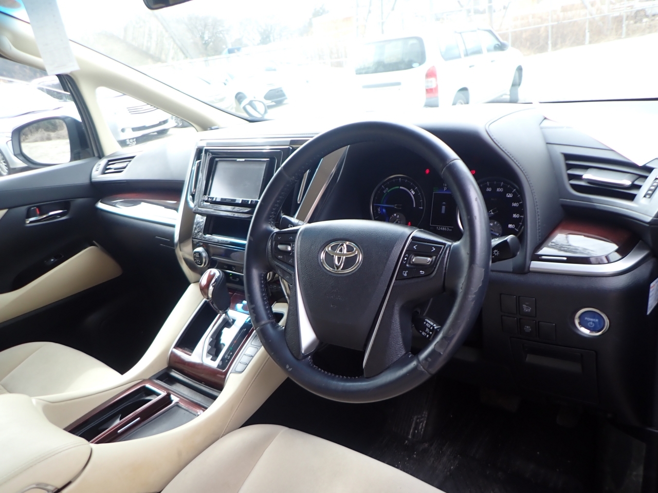 TOYOTA VELLFIRE