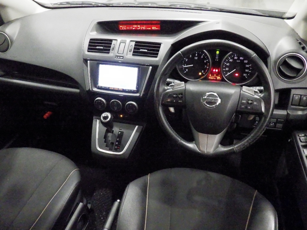 NISSAN LAFESTA
