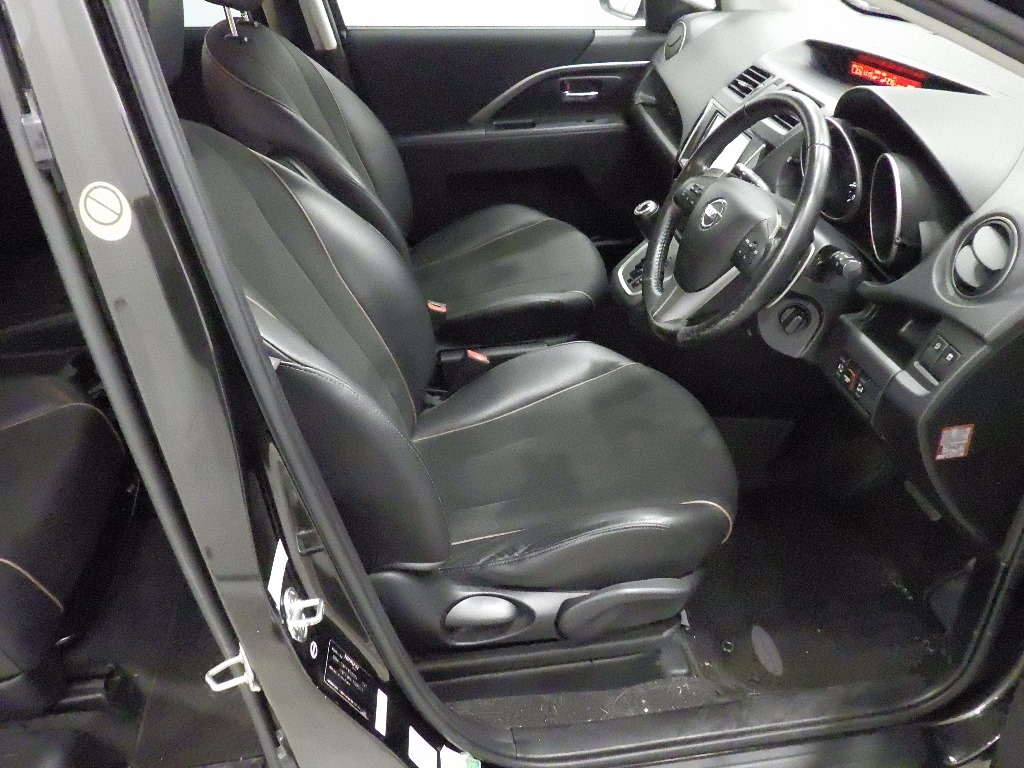 NISSAN LAFESTA