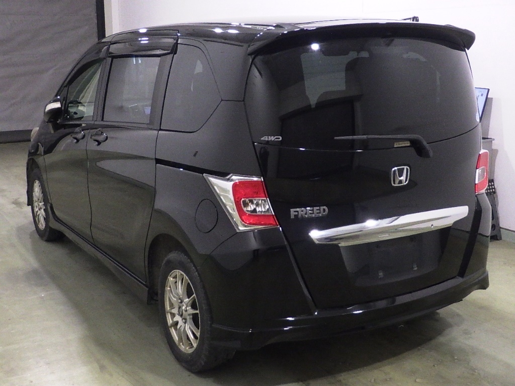 HONDA FREED