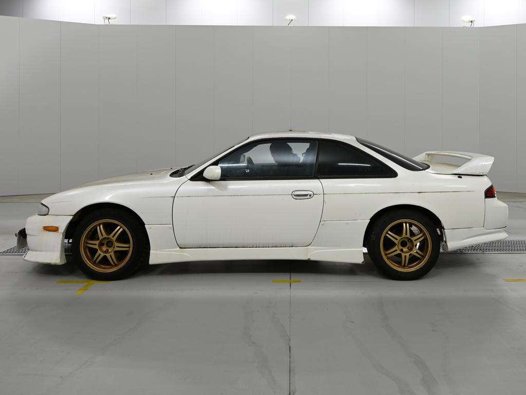 NISSAN SILVIA
