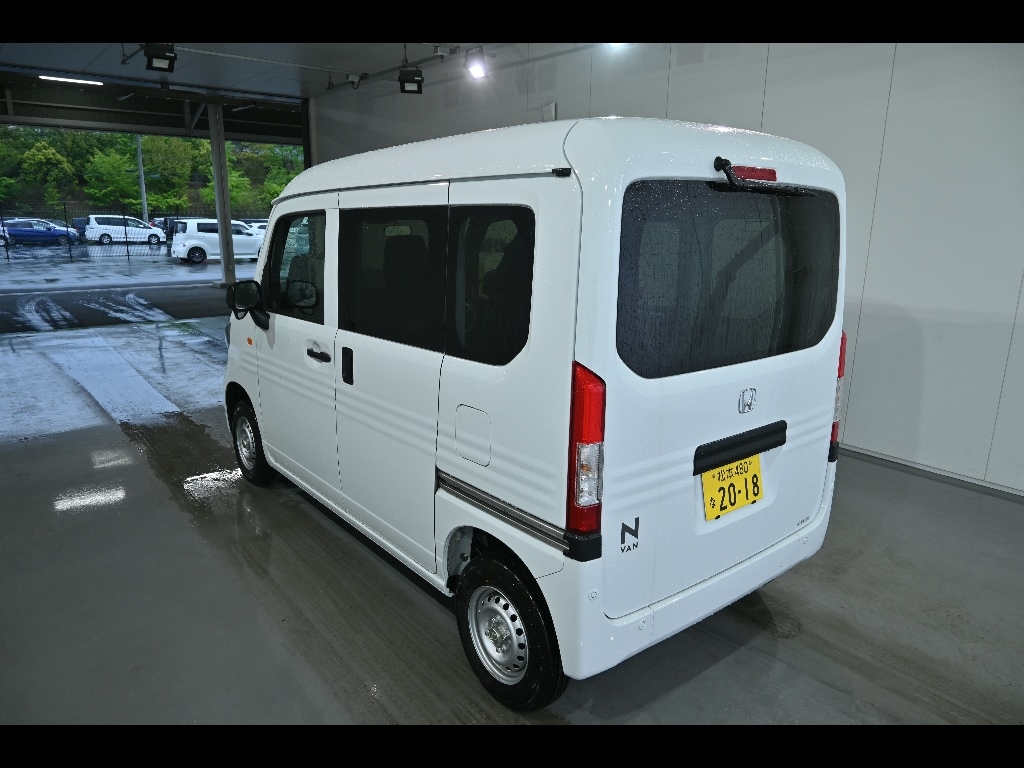 HONDA N-VAN