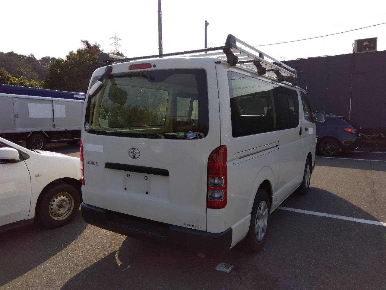 TOYOTA REGIUS ACE