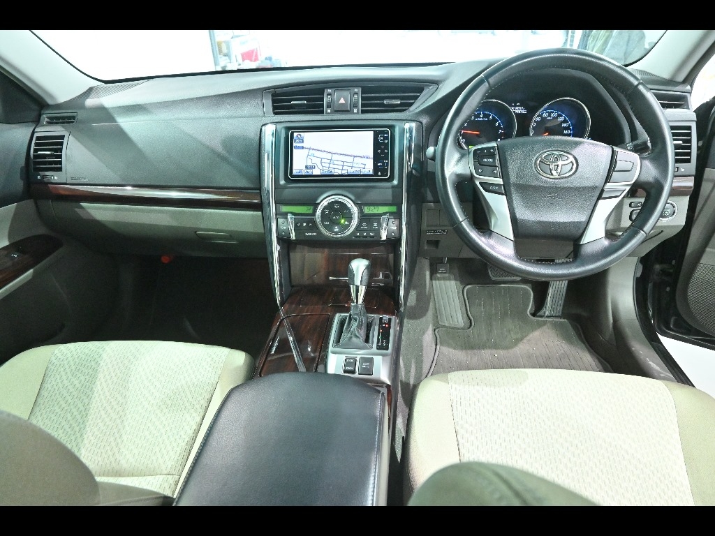 TOYOTA MARK X