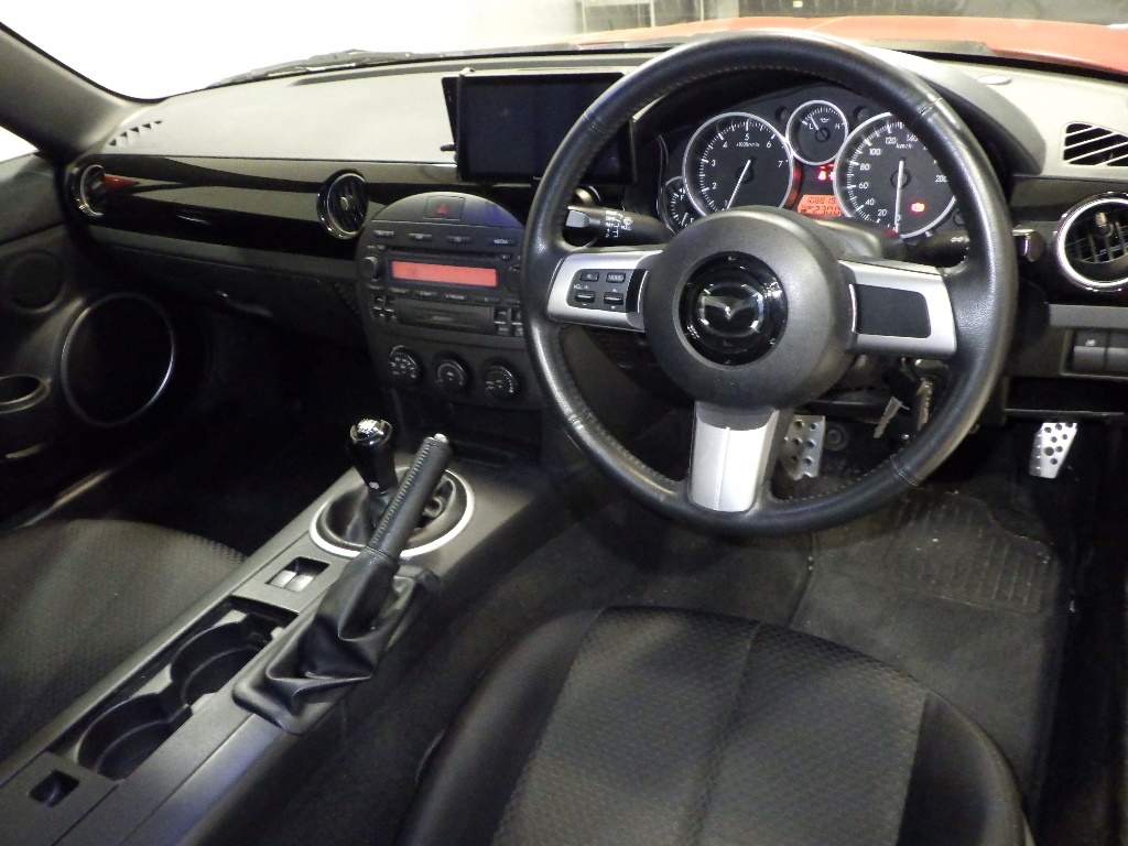 MAZDA ROADSTER