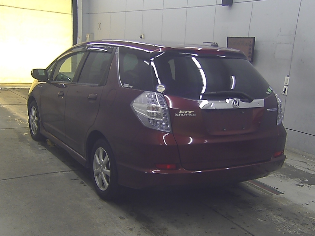 HONDA FIT SHUTTLE