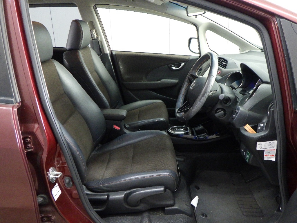 HONDA FIT SHUTTLE