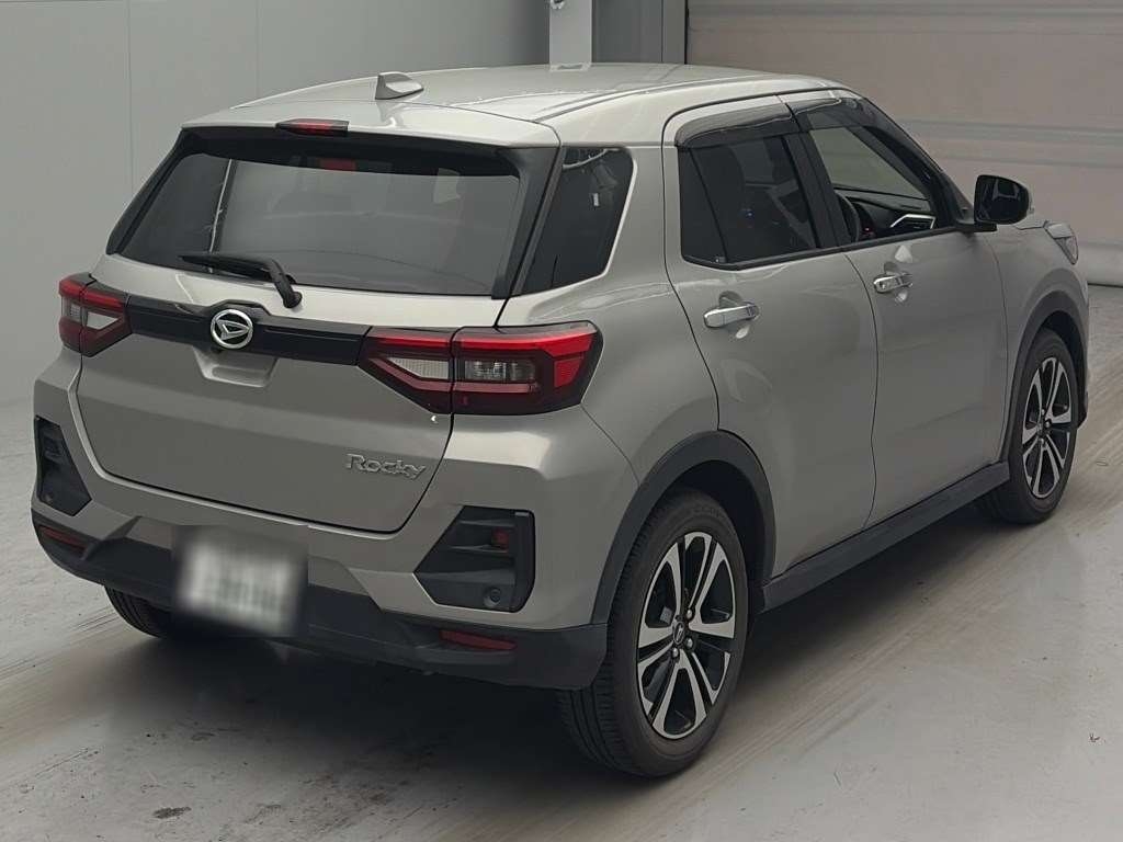 DAIHATSU ROCKY