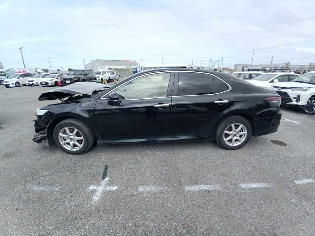 TOYOTA CAMRY