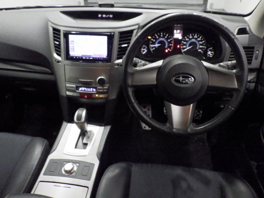 SUBARU LEGACY