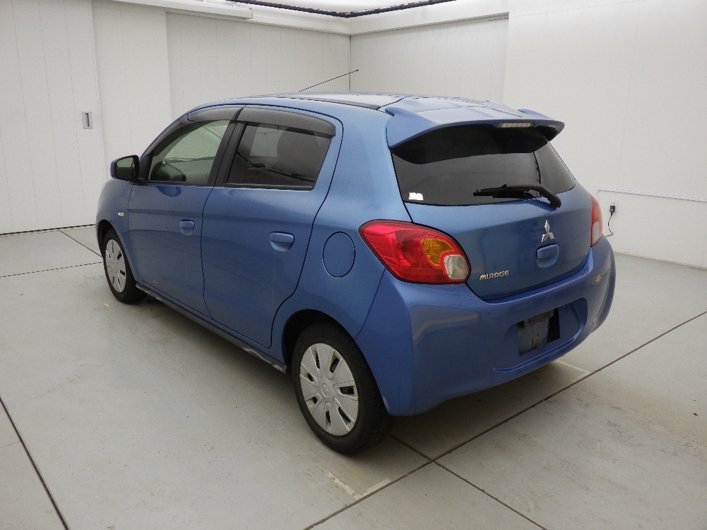 MITSUBISHI MIRAGE