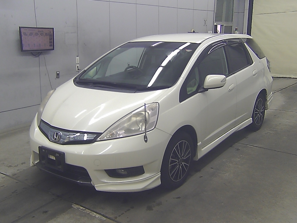 HONDA FIT SHUTTLE