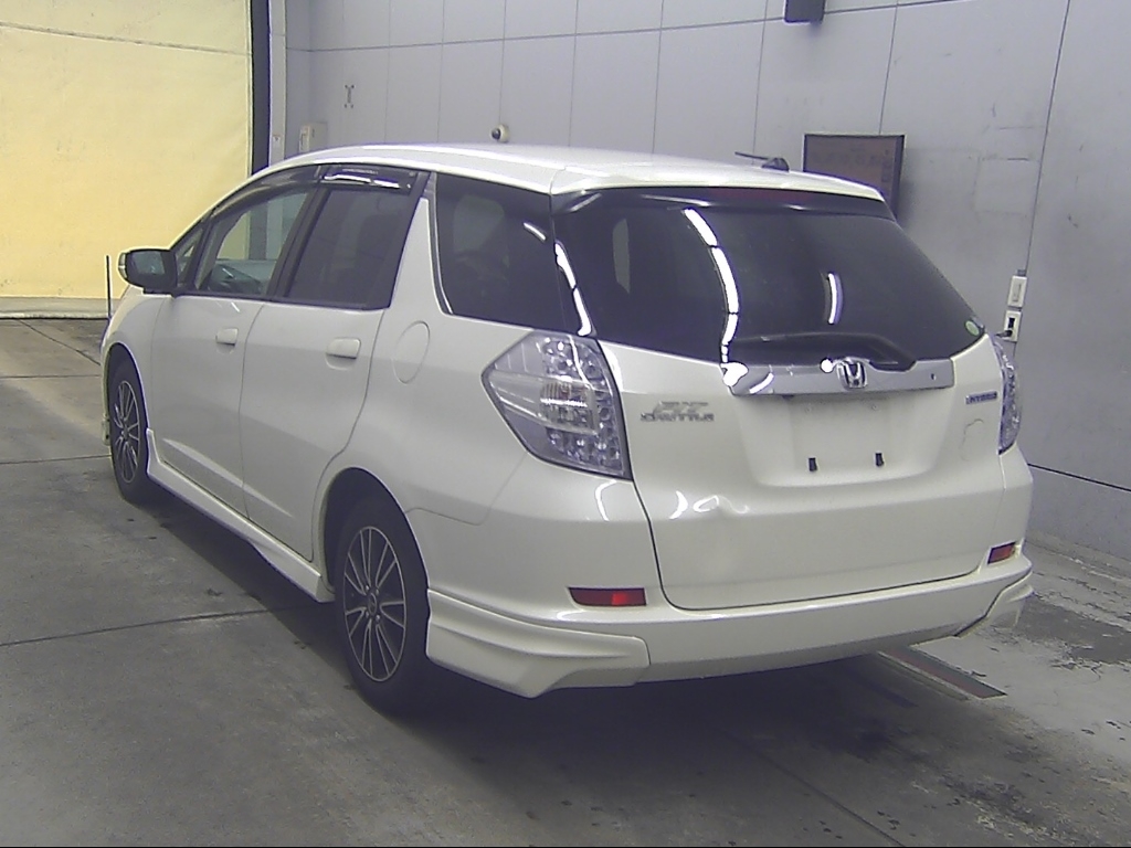 HONDA FIT SHUTTLE