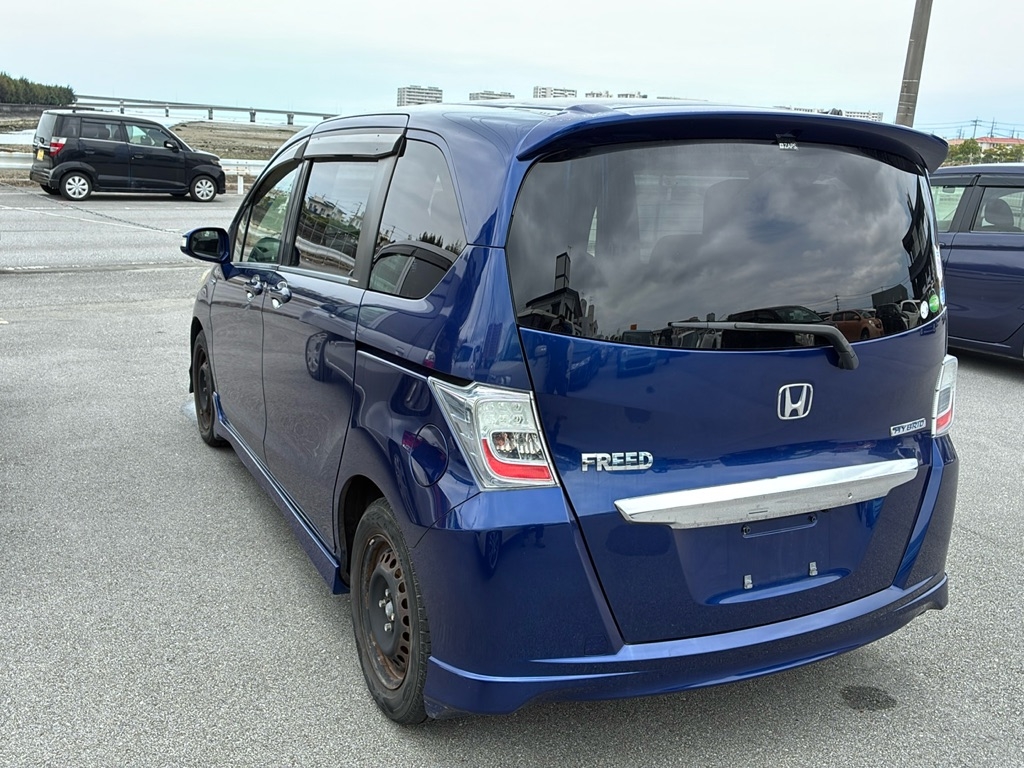 HONDA FREED