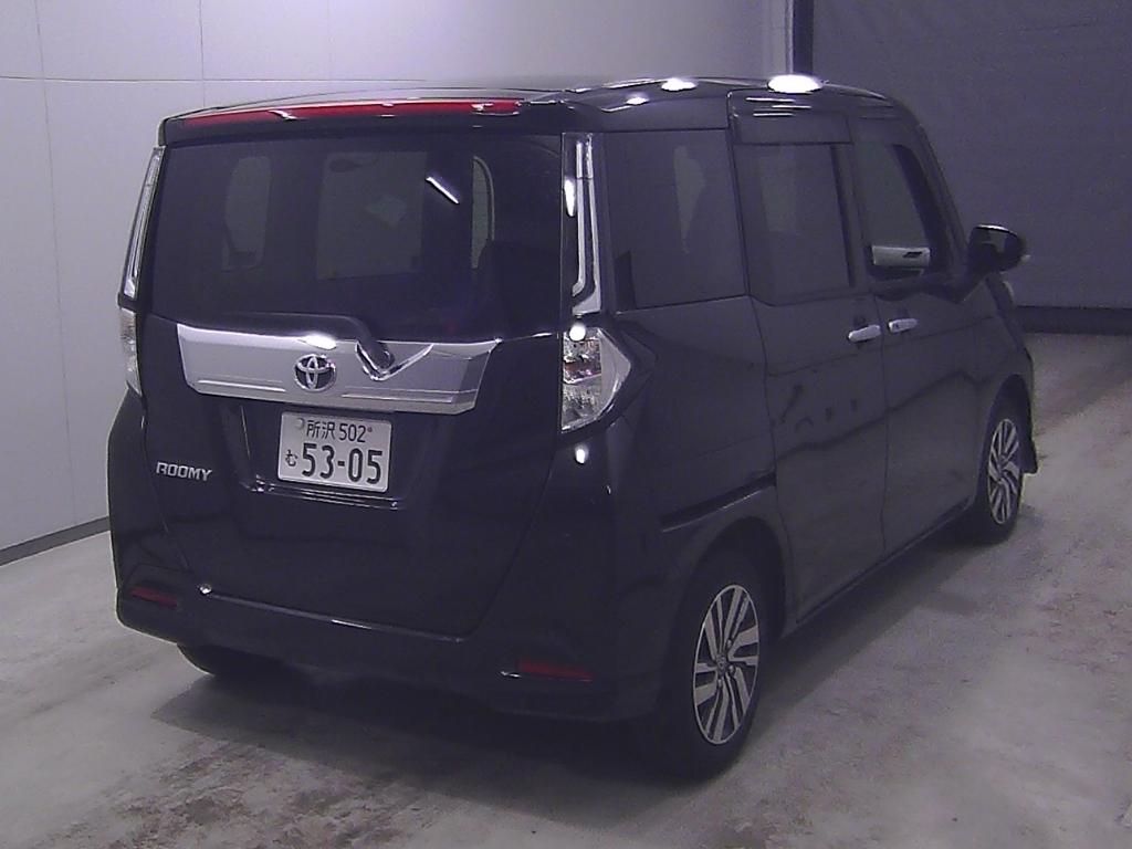 TOYOTA ROOMY