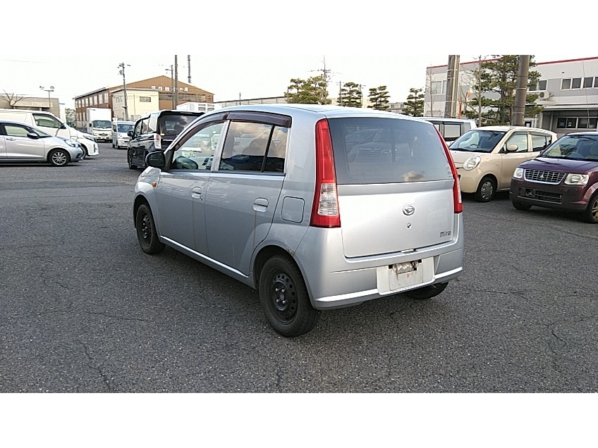 DAIHATSU MIRA