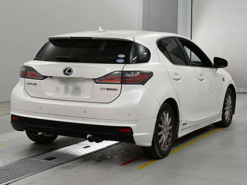 LEXUS CT200H