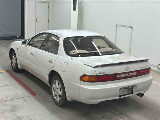 TOYOTA CARINA ED