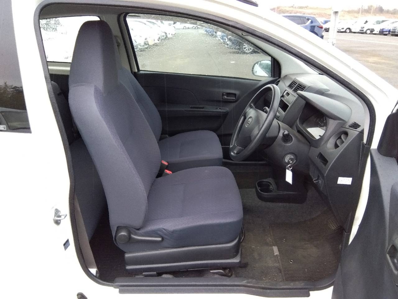 DAIHATSU MIRA