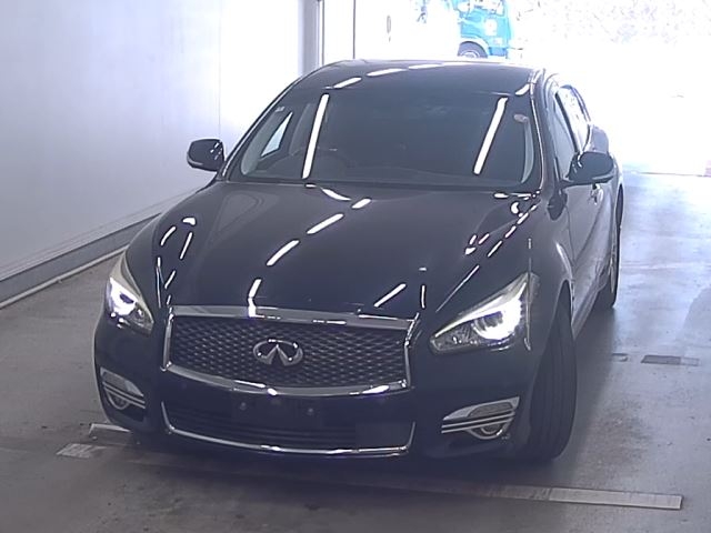NISSAN FUGA