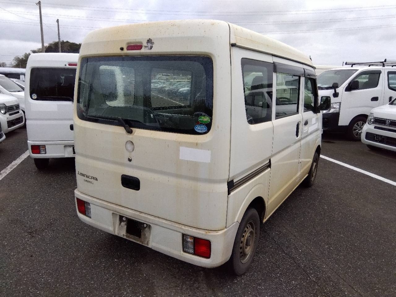 MITSUBISHI MINICAB