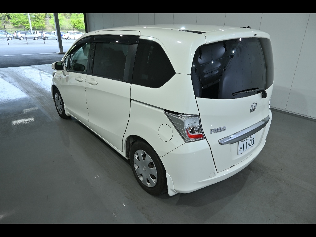 HONDA FREED