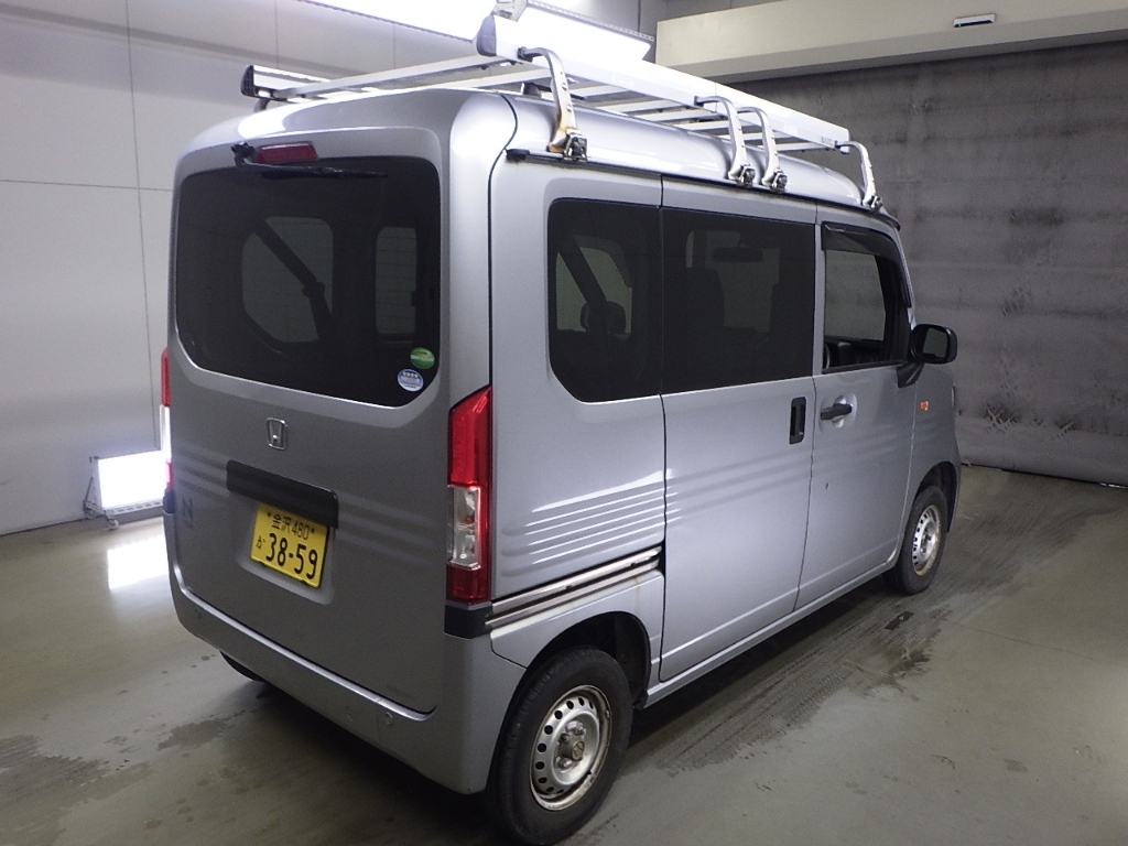 HONDA N-VAN