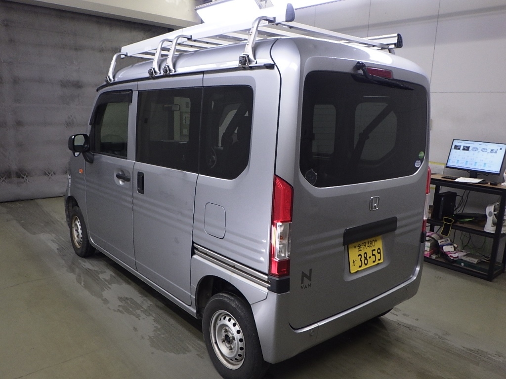 HONDA N-VAN