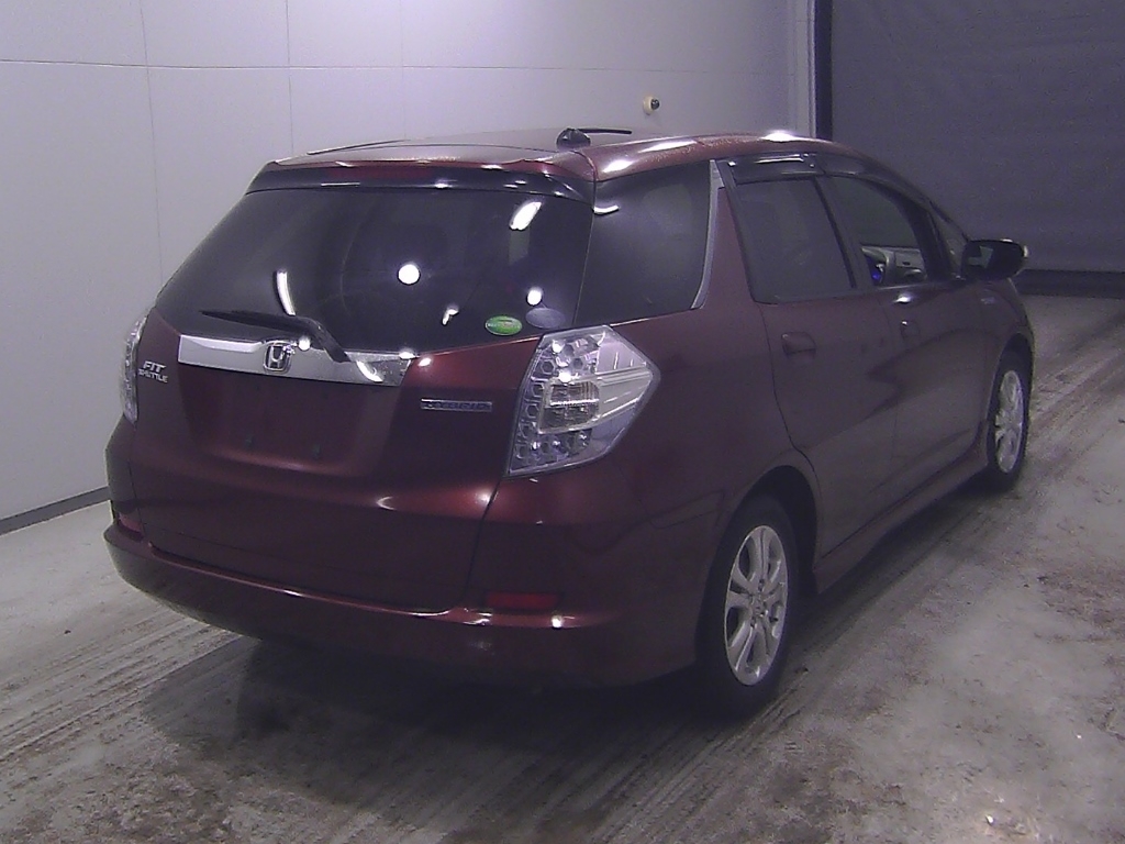 HONDA FIT SHUTTLE