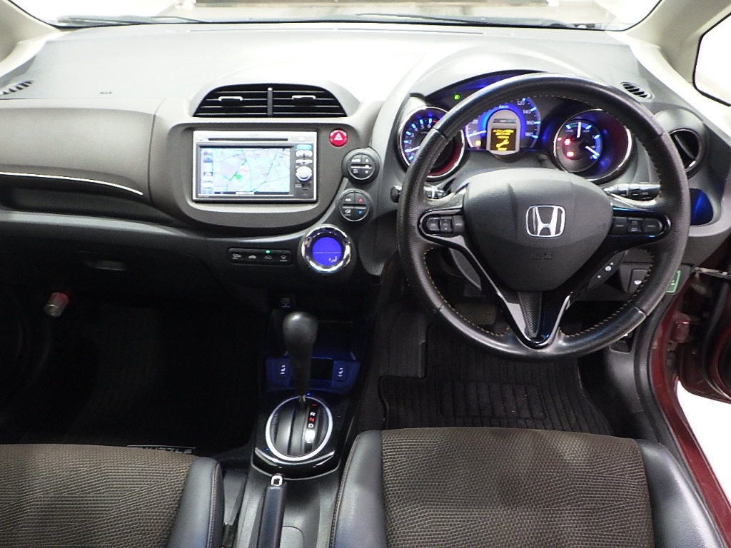 HONDA FIT SHUTTLE