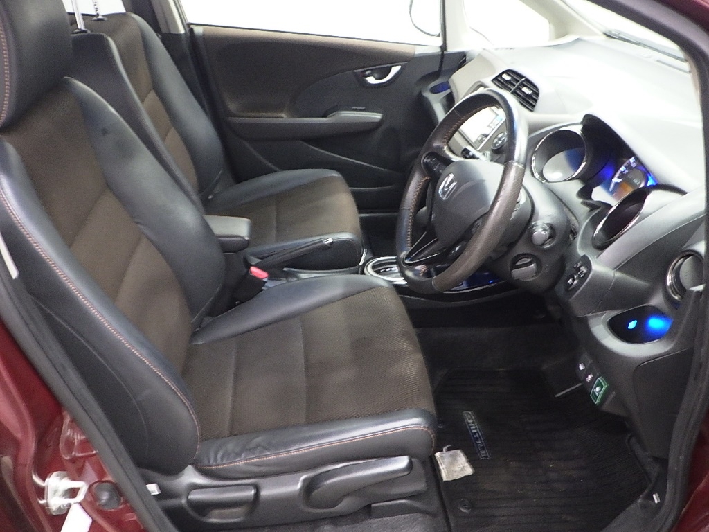 HONDA FIT SHUTTLE