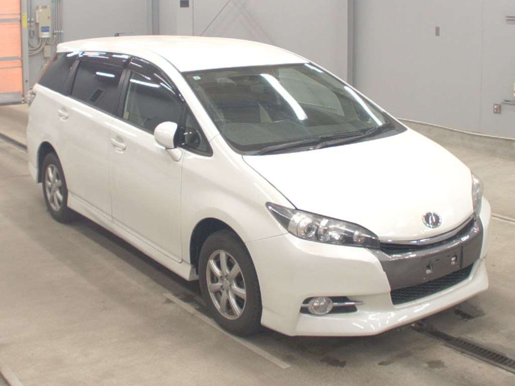 TOYOTA WISH
