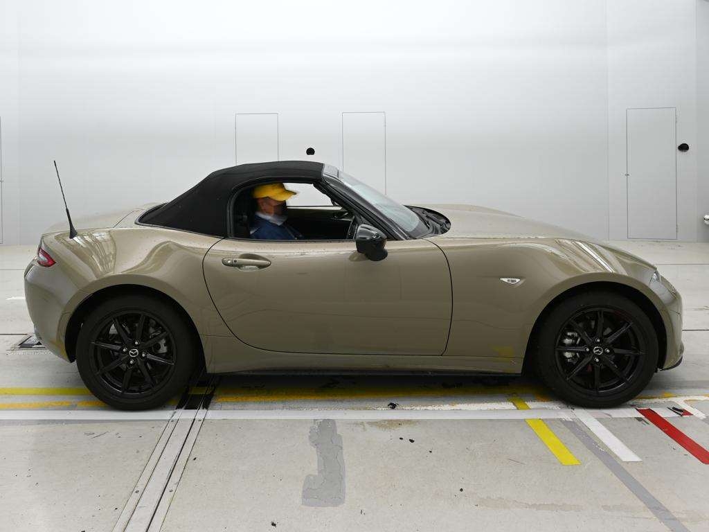 MAZDA ROADSTER