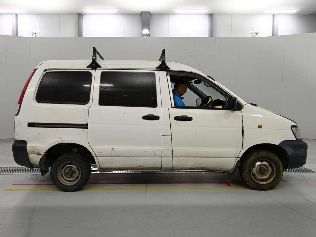 TOYOTA LITE ACE