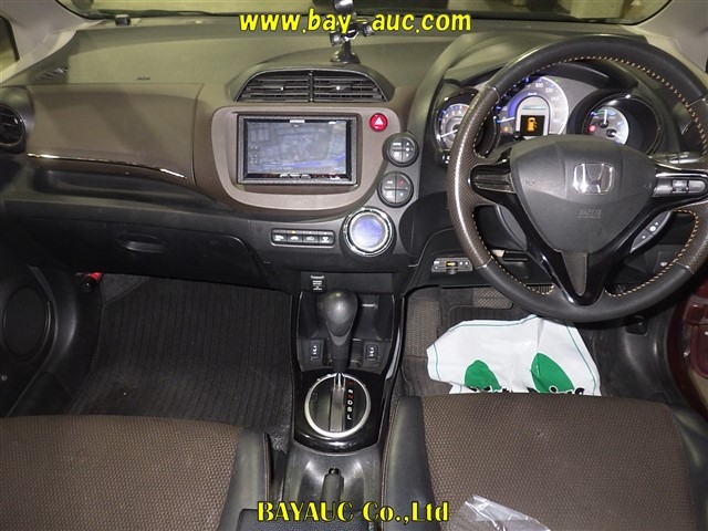 HONDA FIT SHUTTLE