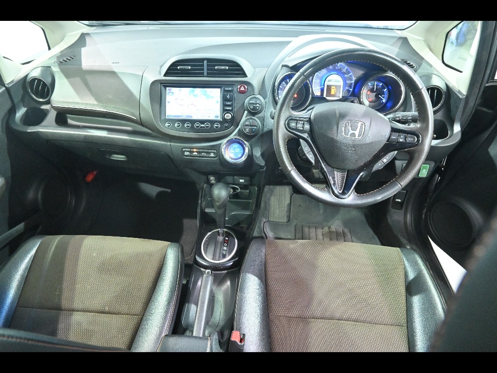 HONDA FIT SHUTTLE