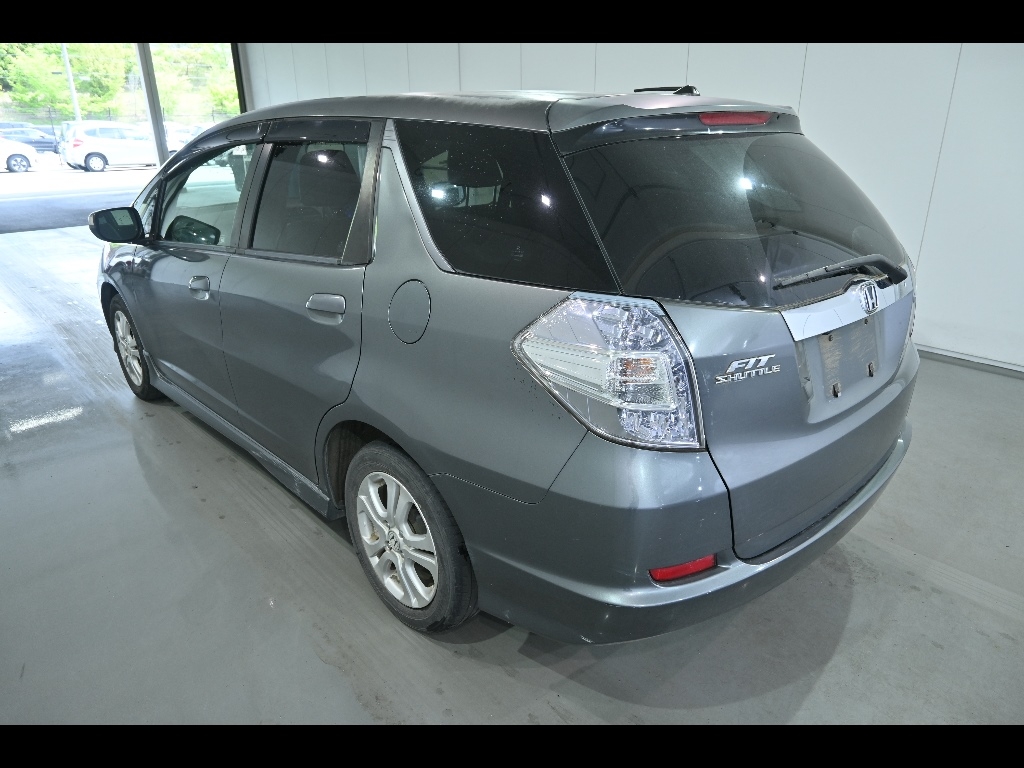 HONDA FIT SHUTTLE