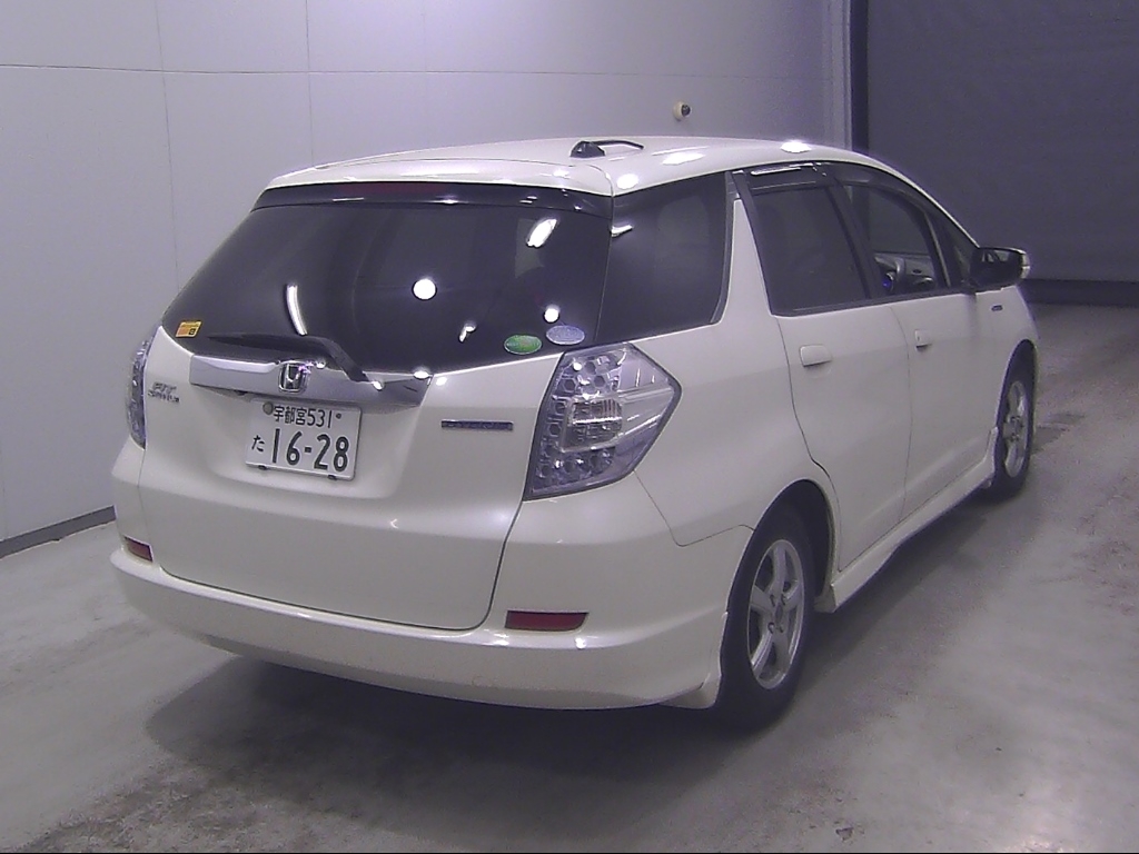 HONDA FIT SHUTTLE