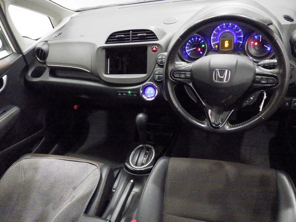 HONDA FIT SHUTTLE