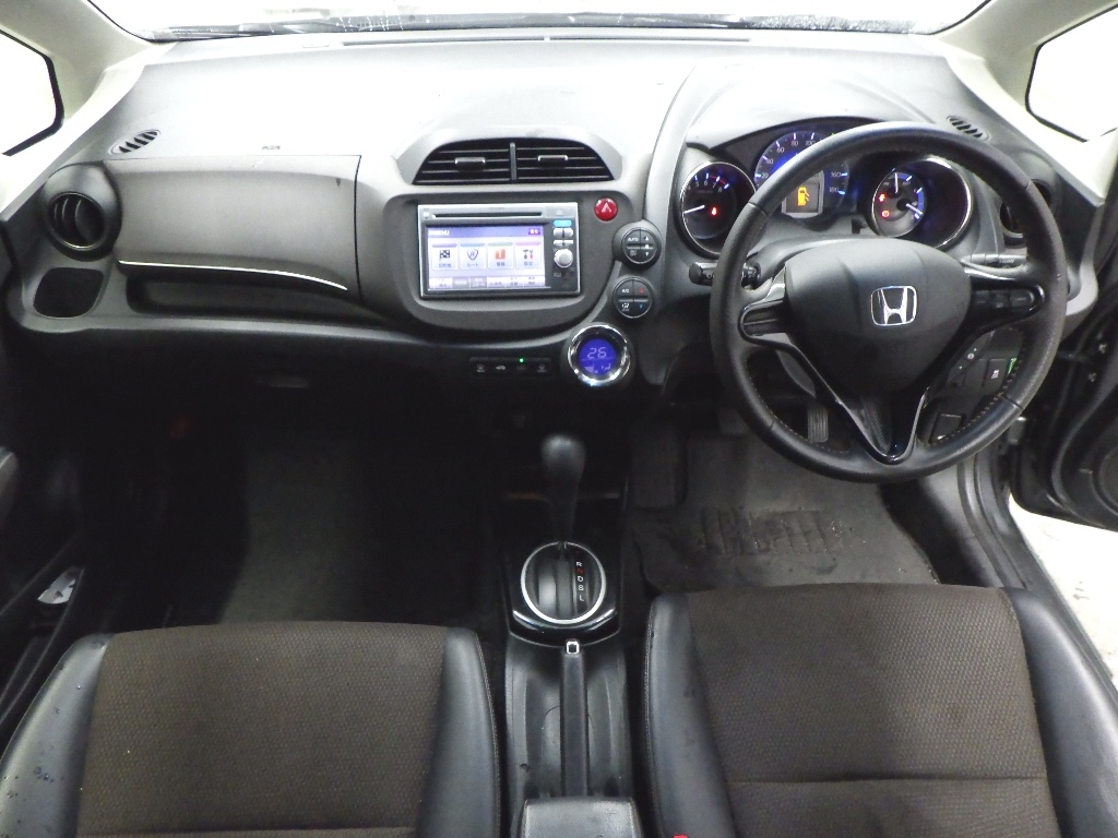 HONDA FIT SHUTTLE