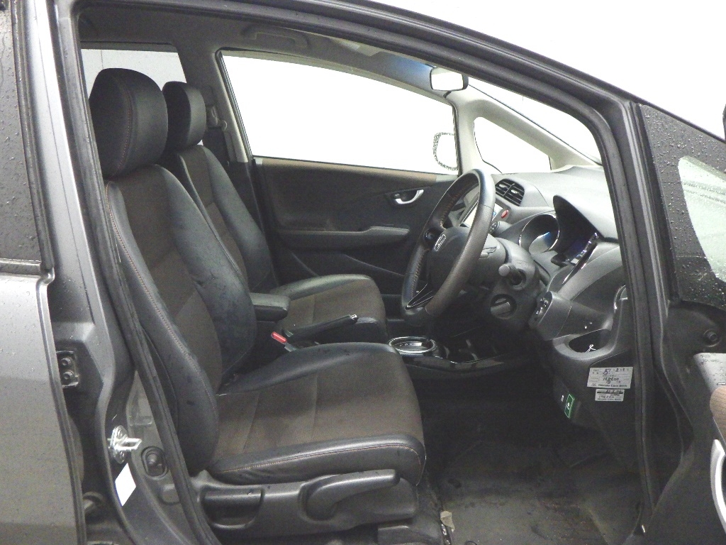 HONDA FIT SHUTTLE