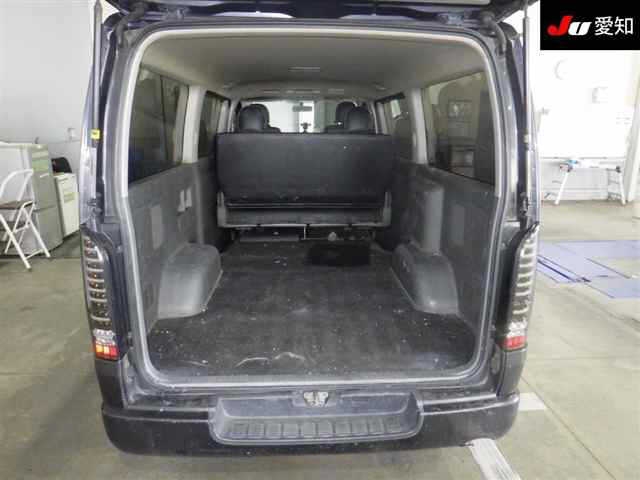 TOYOTA REGIUS ACE