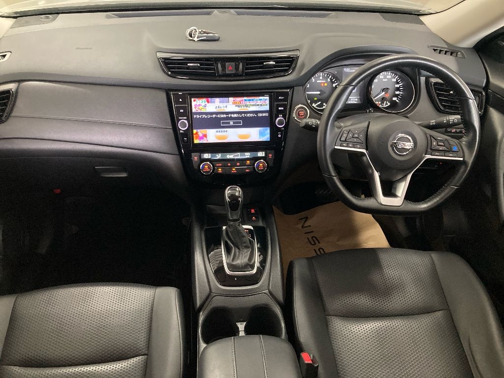NISSAN X-TRAIL
