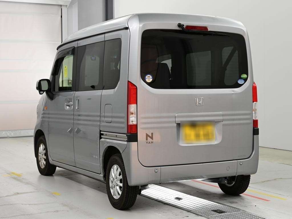 HONDA N-VAN