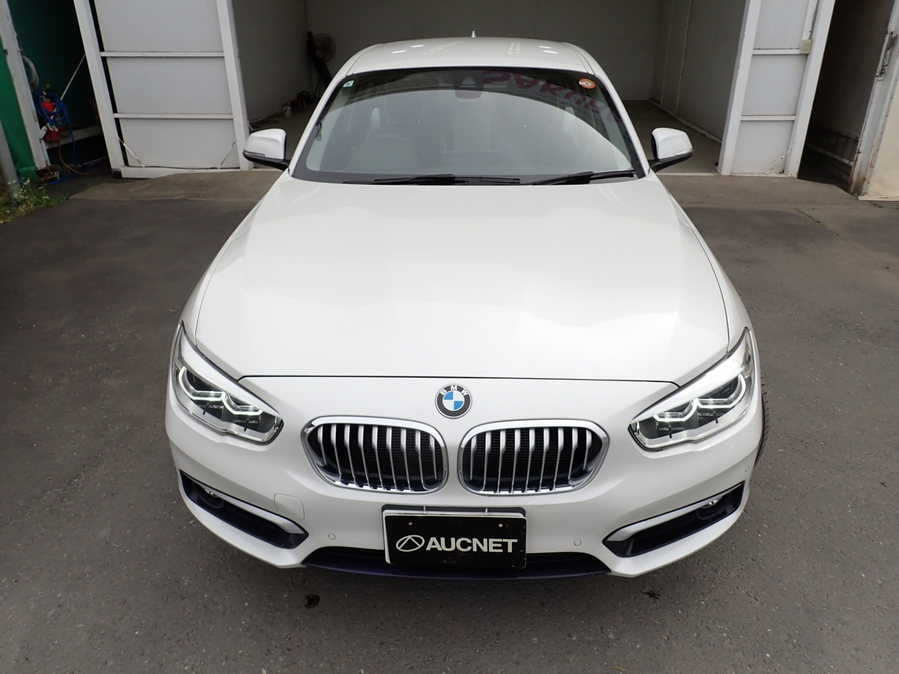 BMW 1-SERIES