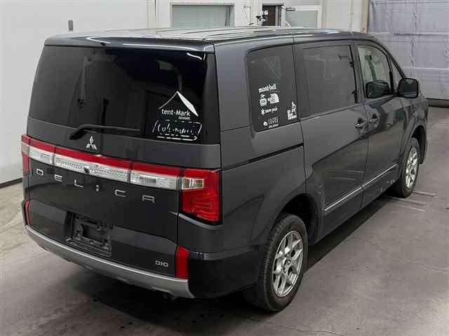 MITSUBISHI DELICA D:5