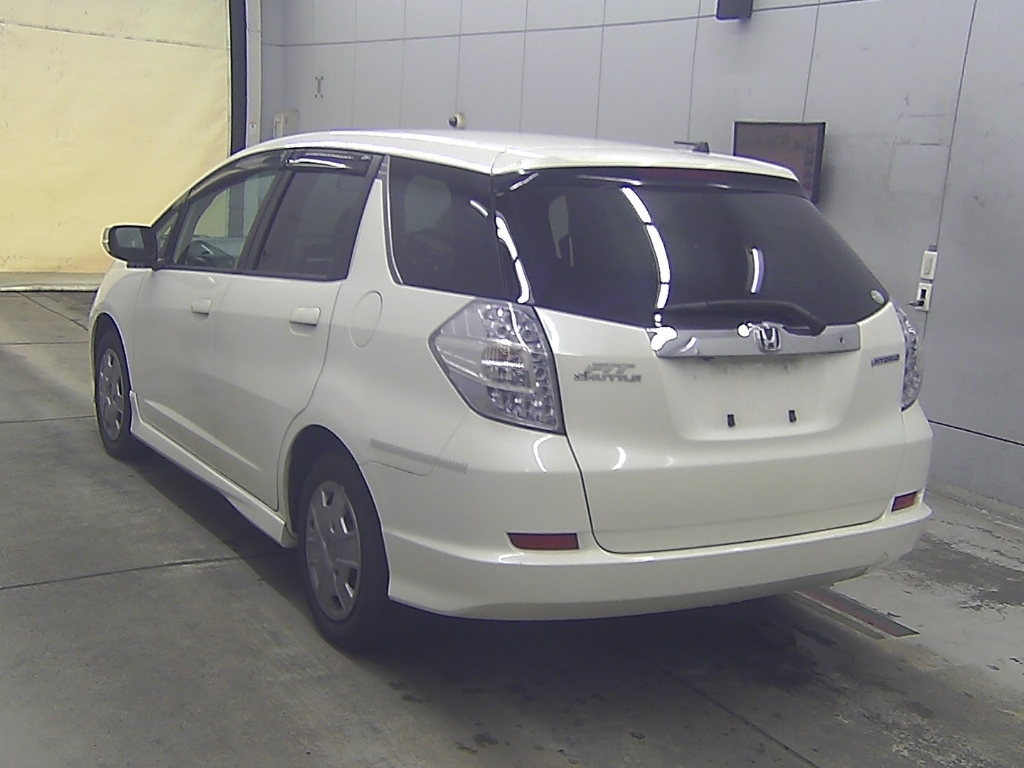 HONDA FIT SHUTTLE