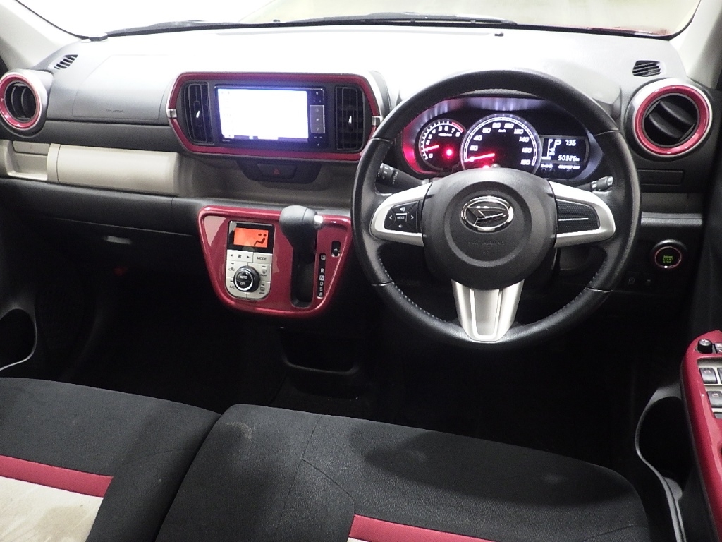 DAIHATSU BOON