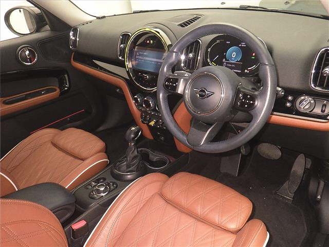 MINI CROSSOVER